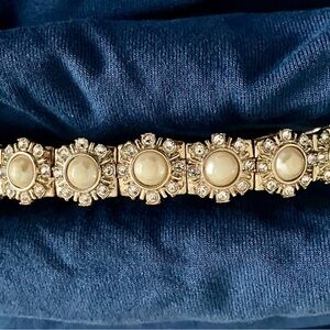Banana Republic Gold Tone & Pearl Bracelet